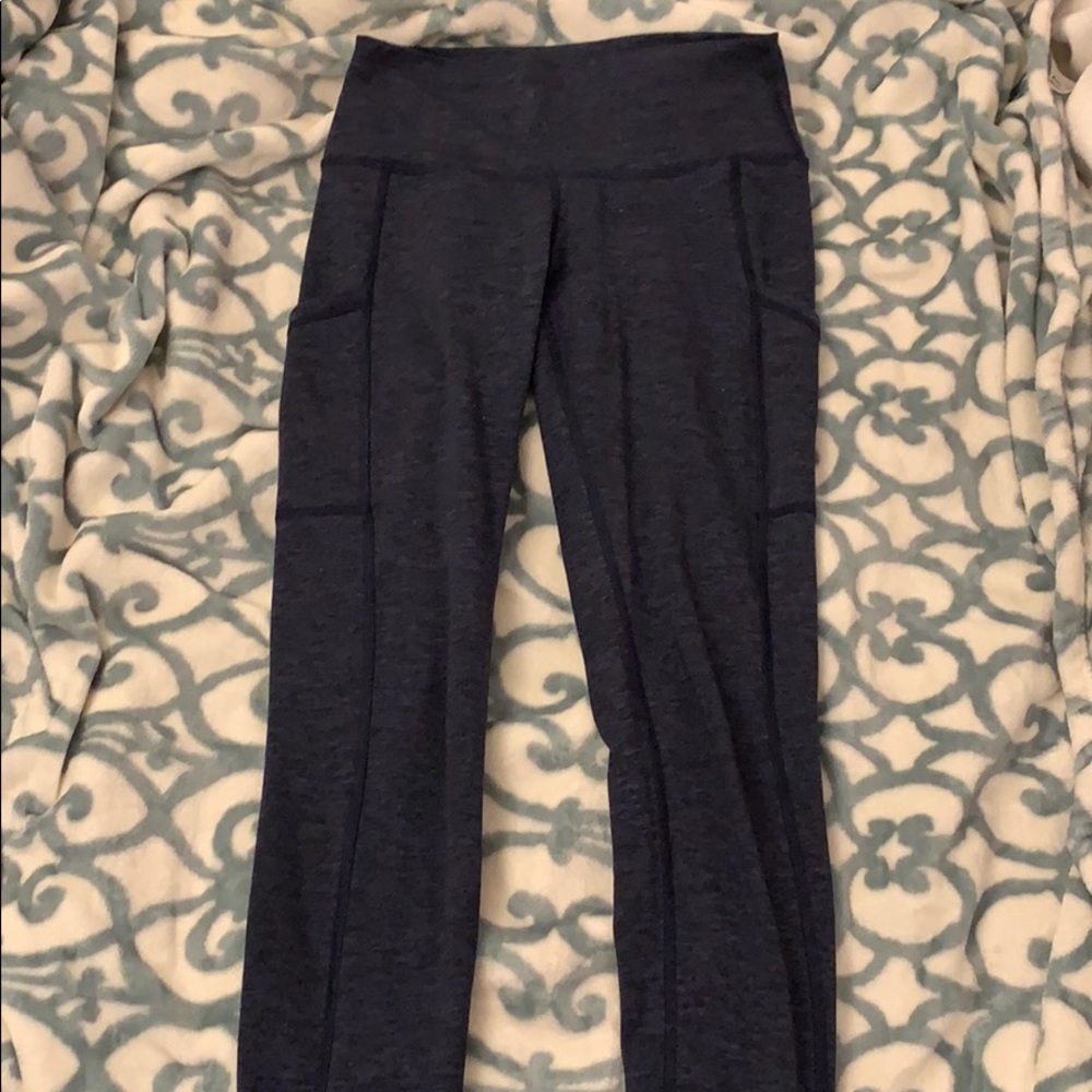 Navy Aerie leggings